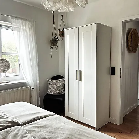 Apartment Ferienwohnungbykatha Schweiburg